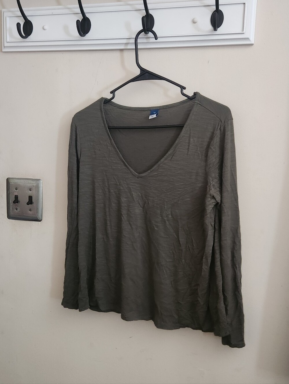 🎉 Olive Green Long Sleeve